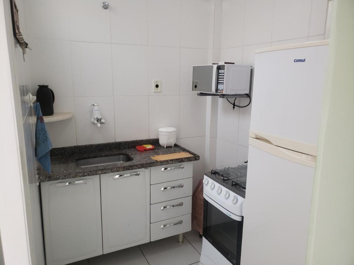 Apto Cabo Frio Rj Mobiliado Ha 170 Metros Da Praia Do Forte Com Wi-Fi E Garagem Coberta Bagian luar foto